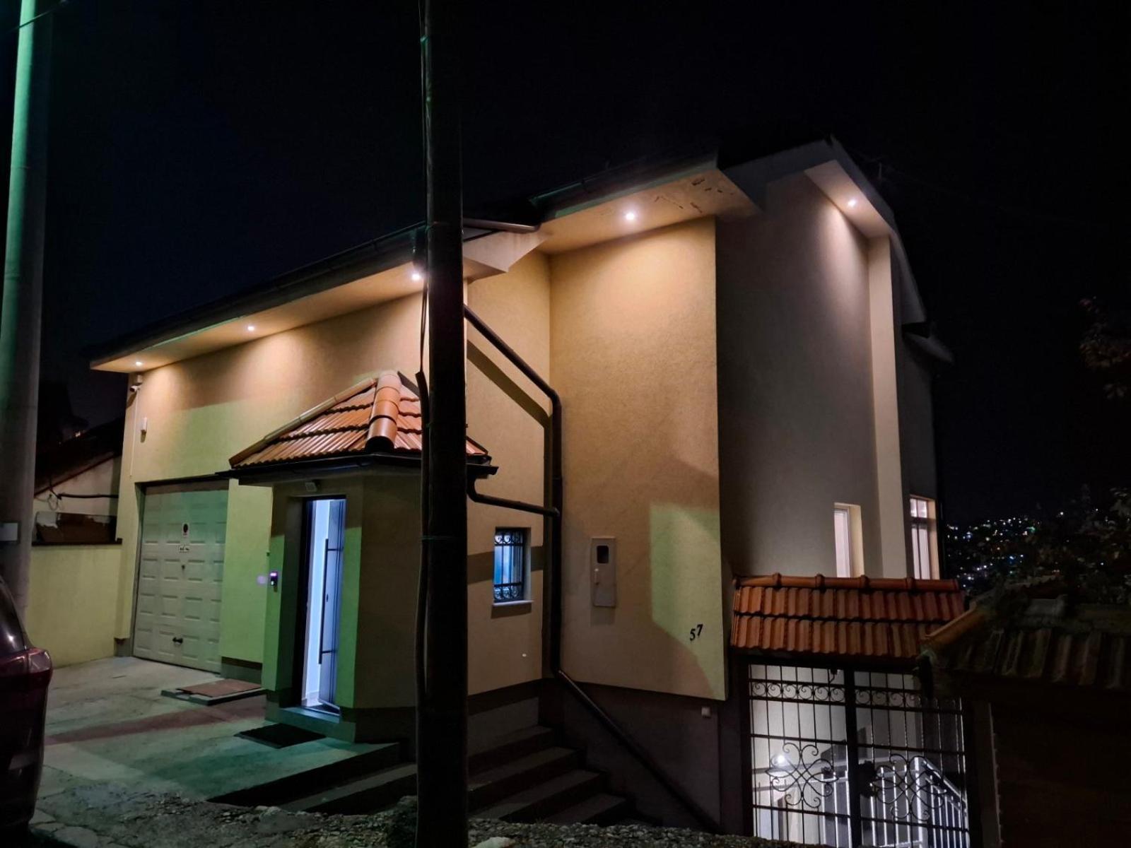 Guest house Alifakovac SJJ Exteriér fotografie